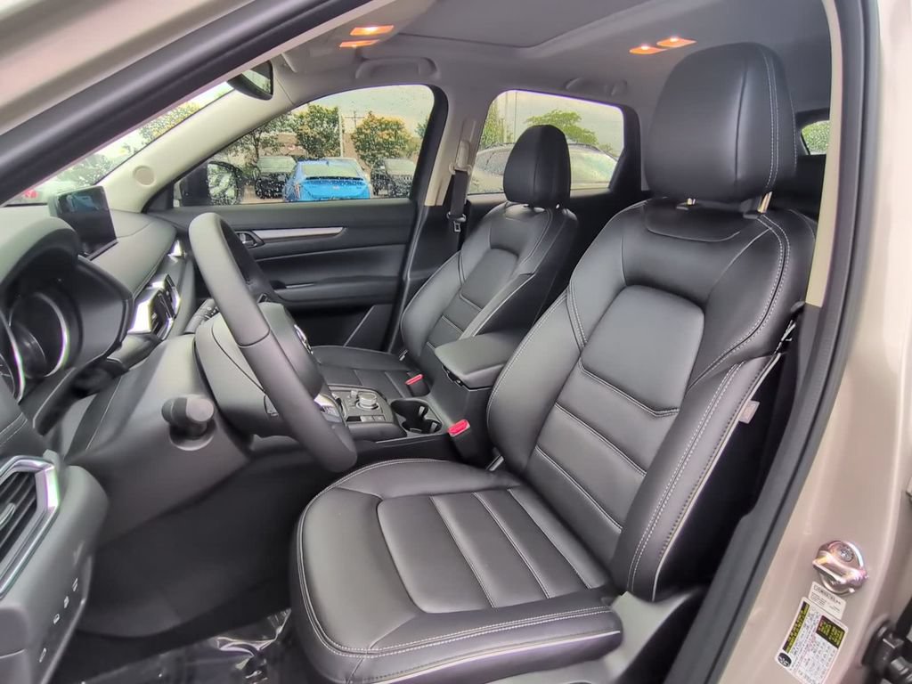 Used 2025 MAZDA CX-5 AWD 2.5 S w/ Preferred Package image 11