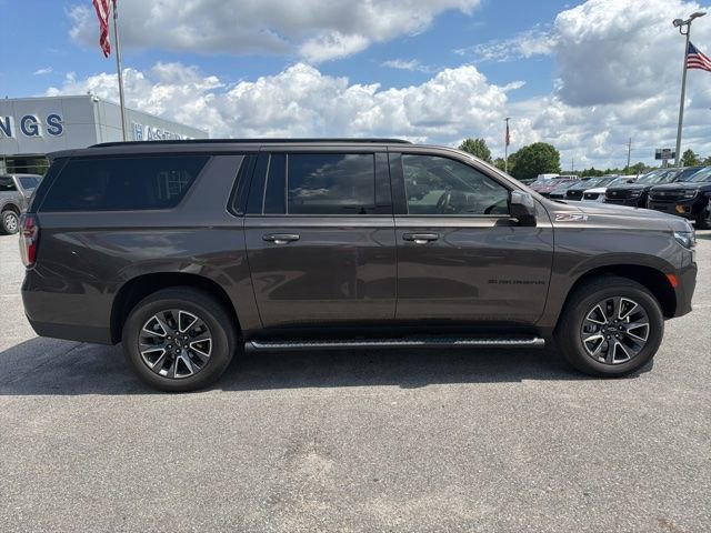 Used 2021 Chevrolet Suburban Z71 AWD/4WD image 7
