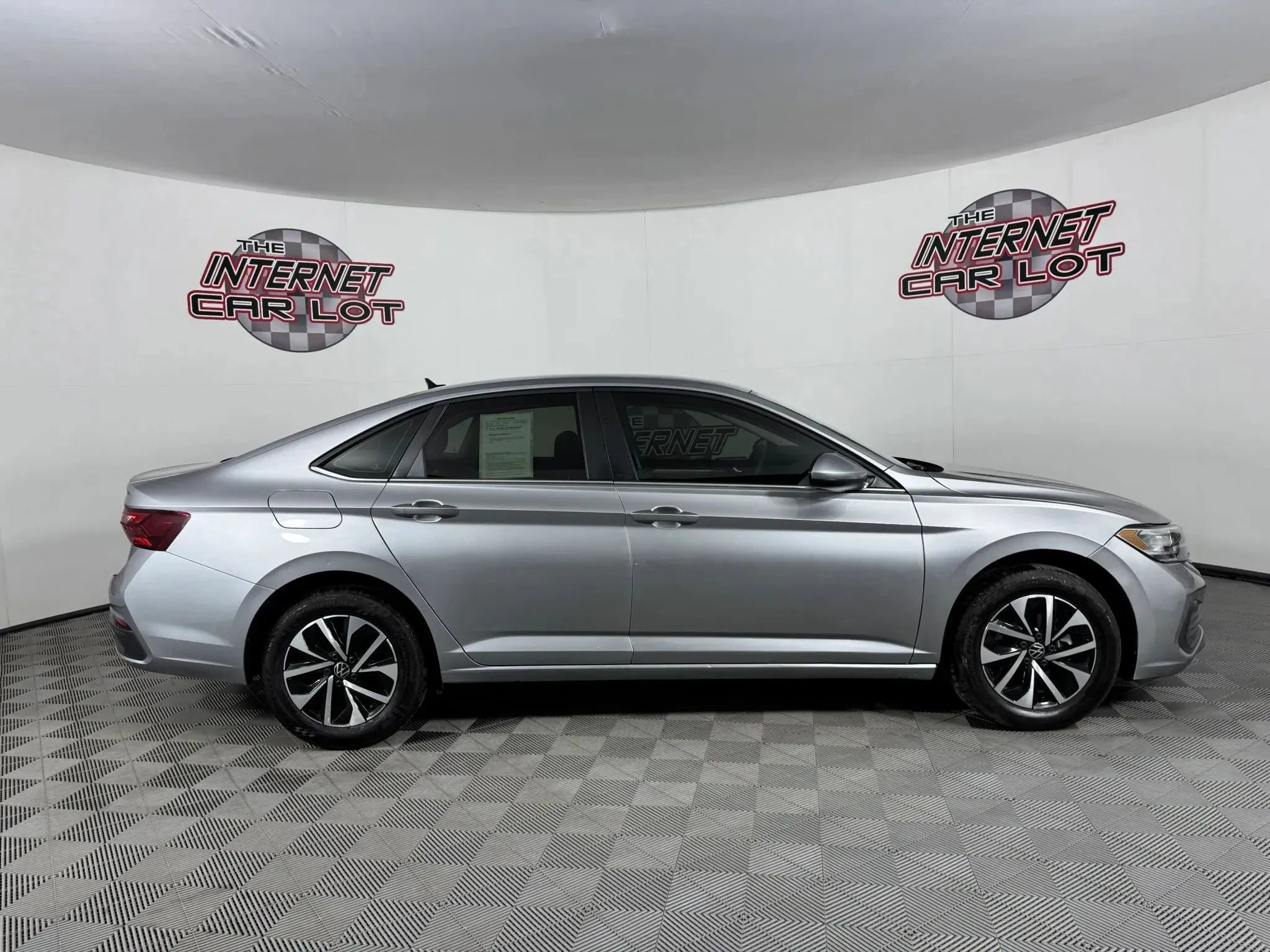 Used 2023 Volkswagen Jetta S FWD image 8