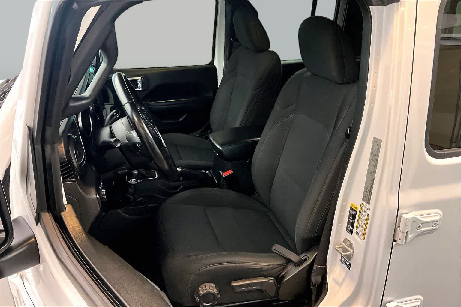 Used 2022 Jeep Gladiator Sport AWD/4WD image 8