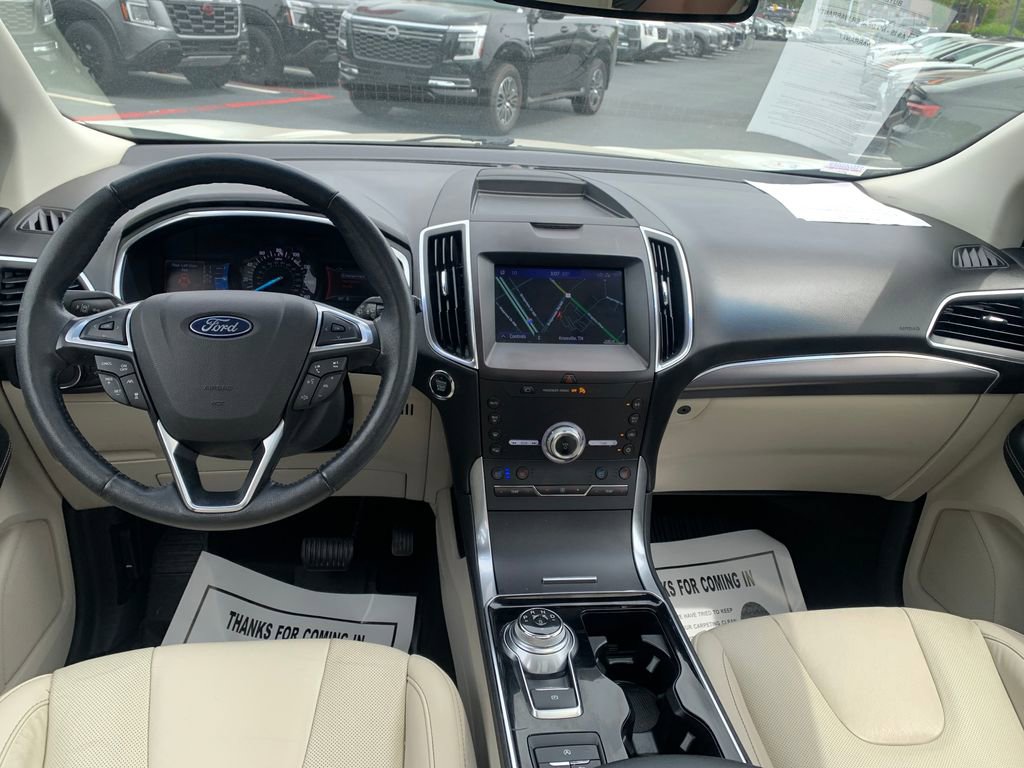 Used 2020 Ford Edge Titanium w/ Equipment Group 301A FWD image 23