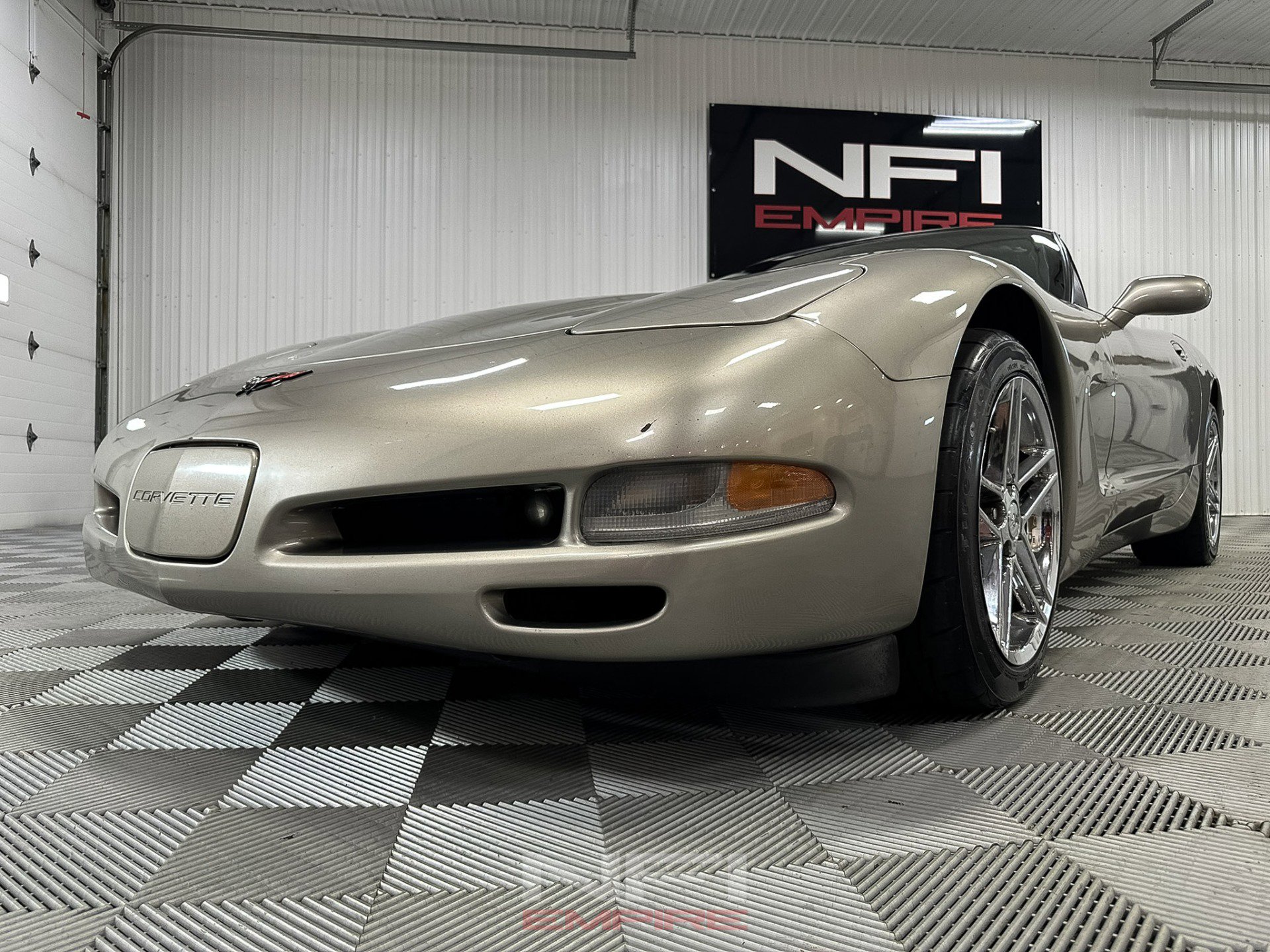 Used 2000 Chevrolet Corvette Convertible 2D w/ Memory Pkg image 22