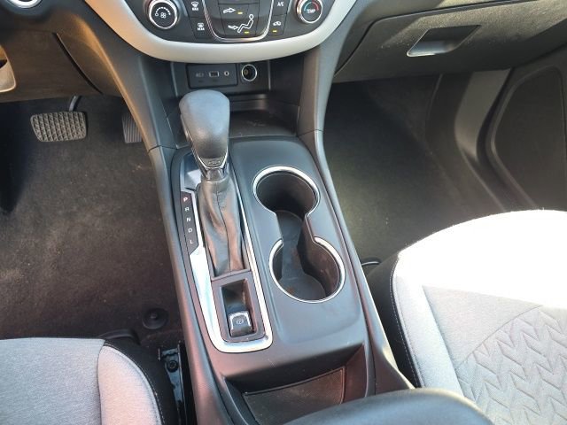 Used 2022 Chevrolet Equinox LS FWD image 18