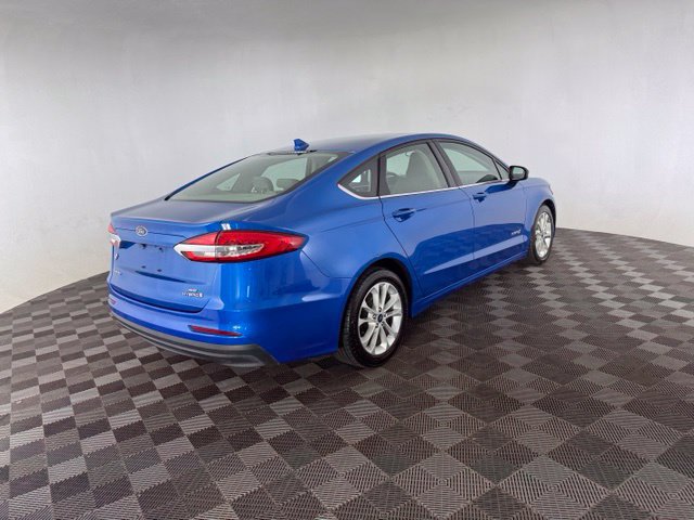 Used 2019 Ford Fusion SE FWD image 5