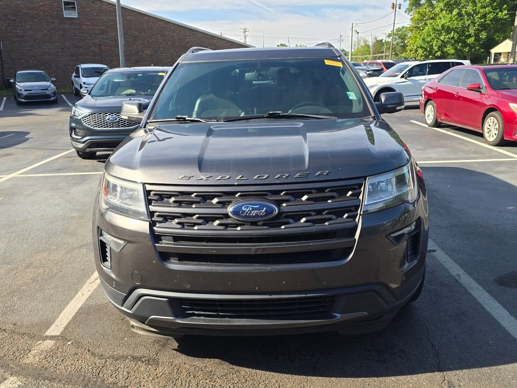 Used 2018 Ford Explorer XLT w/ Equipment Group 202A AWD/4WD video 2