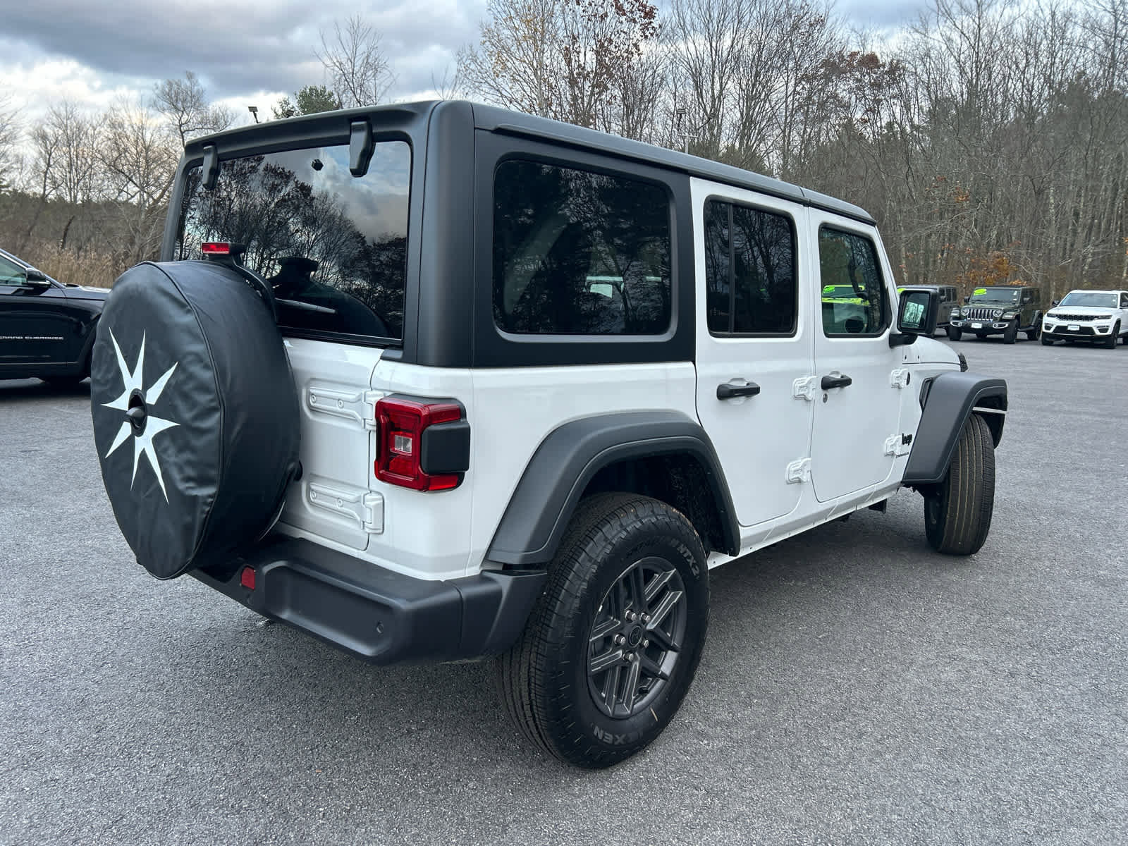 New 2026 Jeep Wrangler Unlimited Sport AWD/4WD image 7