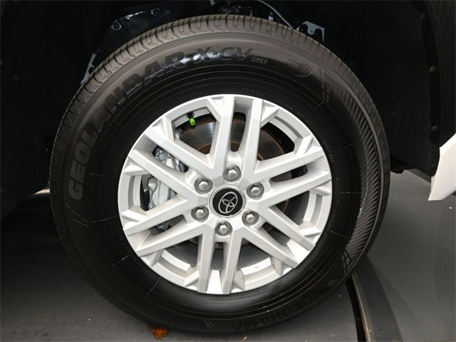 Used 2024 Toyota Tundra SR5 w/ SR5 Convenience Package image 15