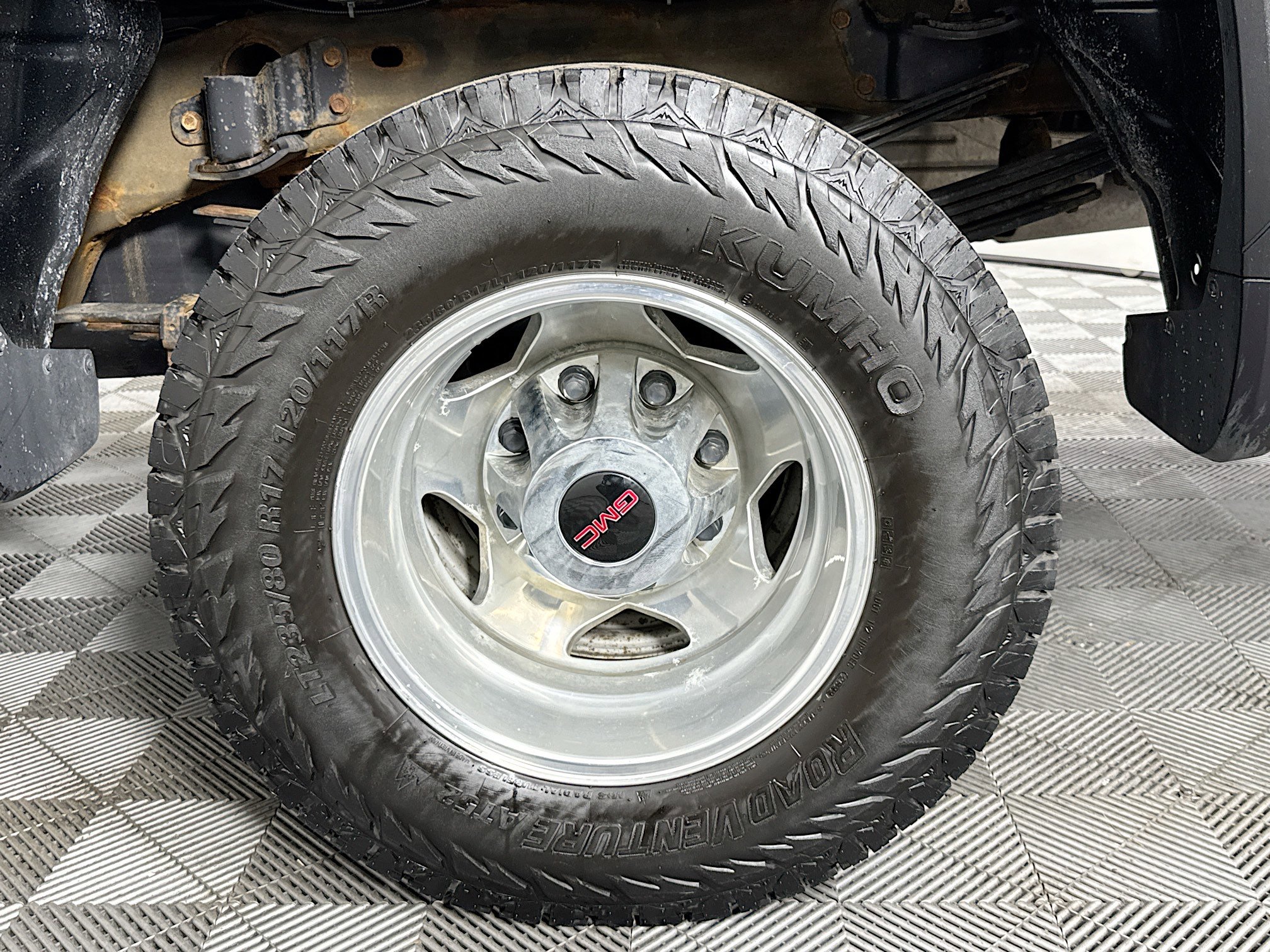 Used 2023 GMC Sierra 3500 Denali w/ Denali Ultimate Package image 35