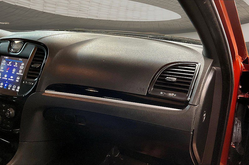 Used 2021 Chrysler 300 S w/ S Model Appearance Package RWD image 15