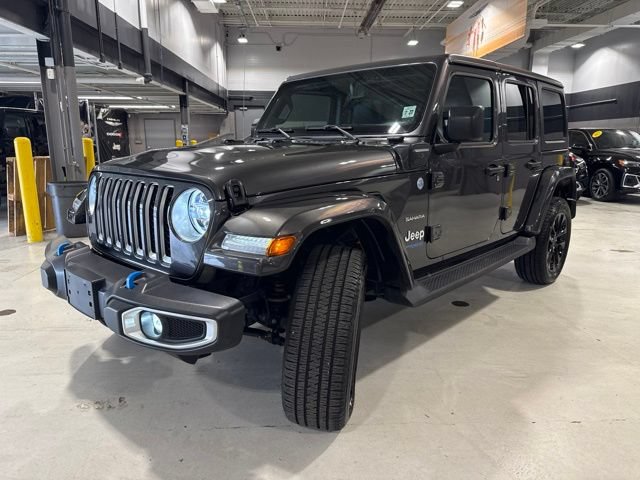 Used 2022 Jeep Wrangler Unlimited Sahara w/ Cold Weather Group AWD/4WD image 3
