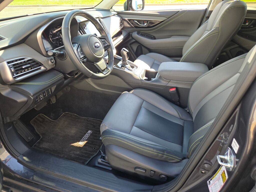 Certified 2024 Subaru Outback Onyx Edition XT AWD/4WD image 21