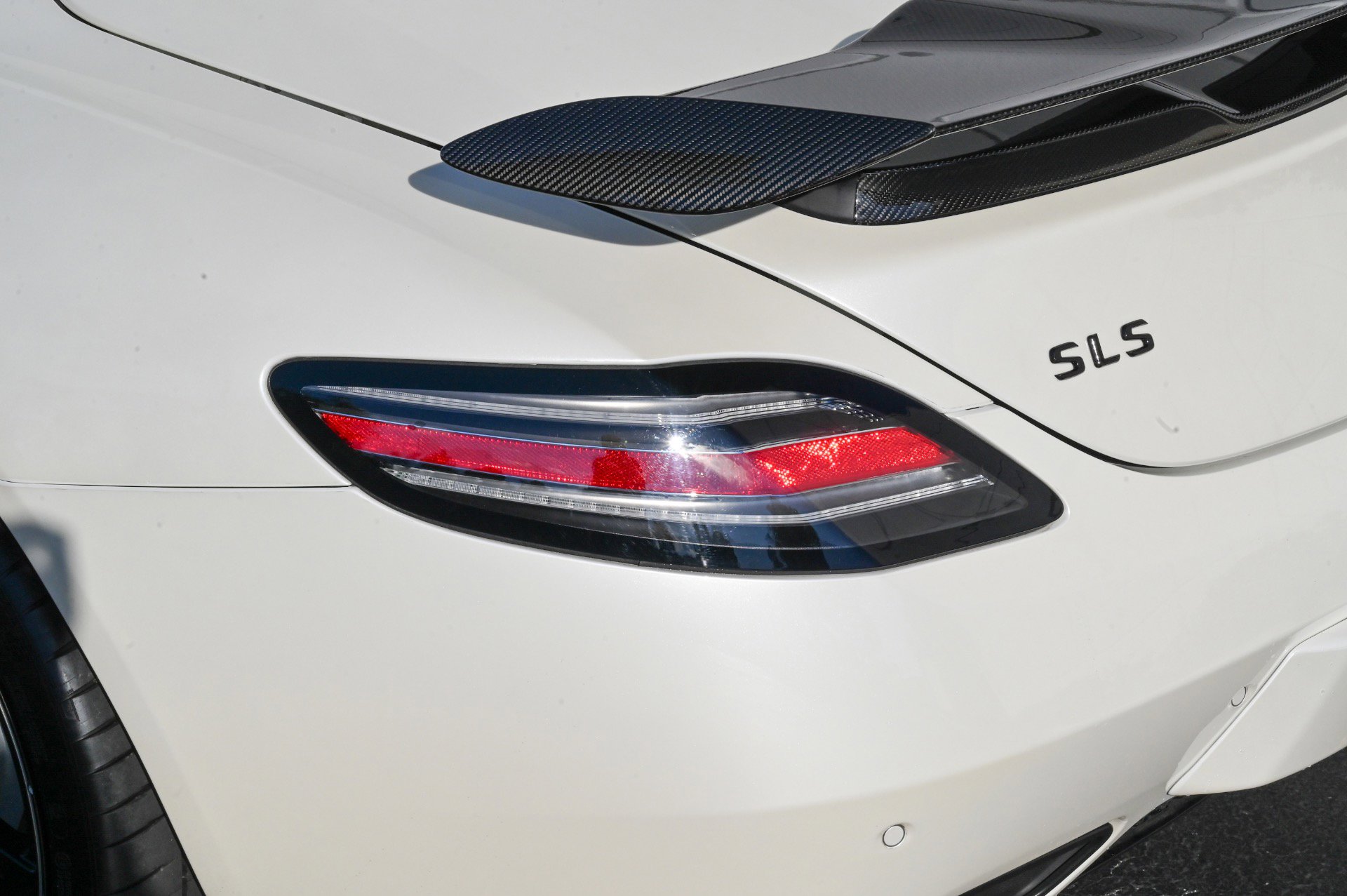 Used 2015 Mercedes-Benz SLS AMG GT Final Edition image 24