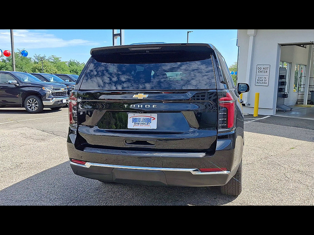 Certified 2025 Chevrolet Tahoe LS AWD/4WD image 7