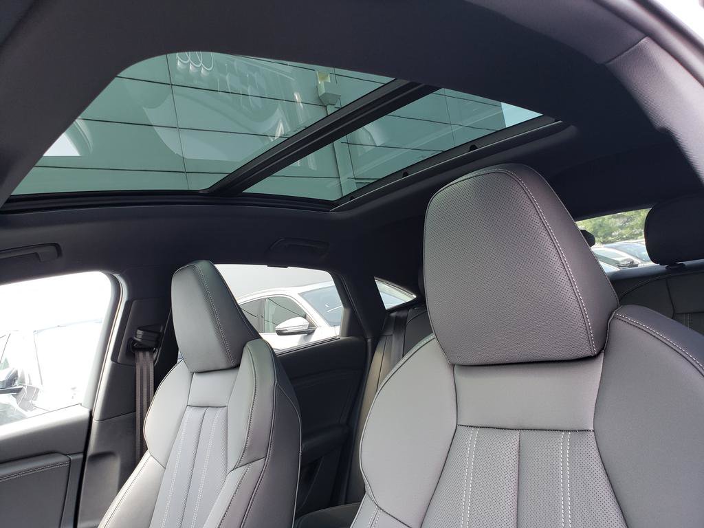 New 2027 Audi Q6 e-tron Premium Plus AWD/4WD image 7