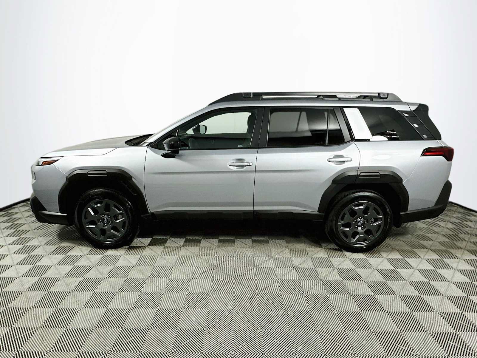 Certified 2026 Subaru Outback Premium AWD/4WD image 4