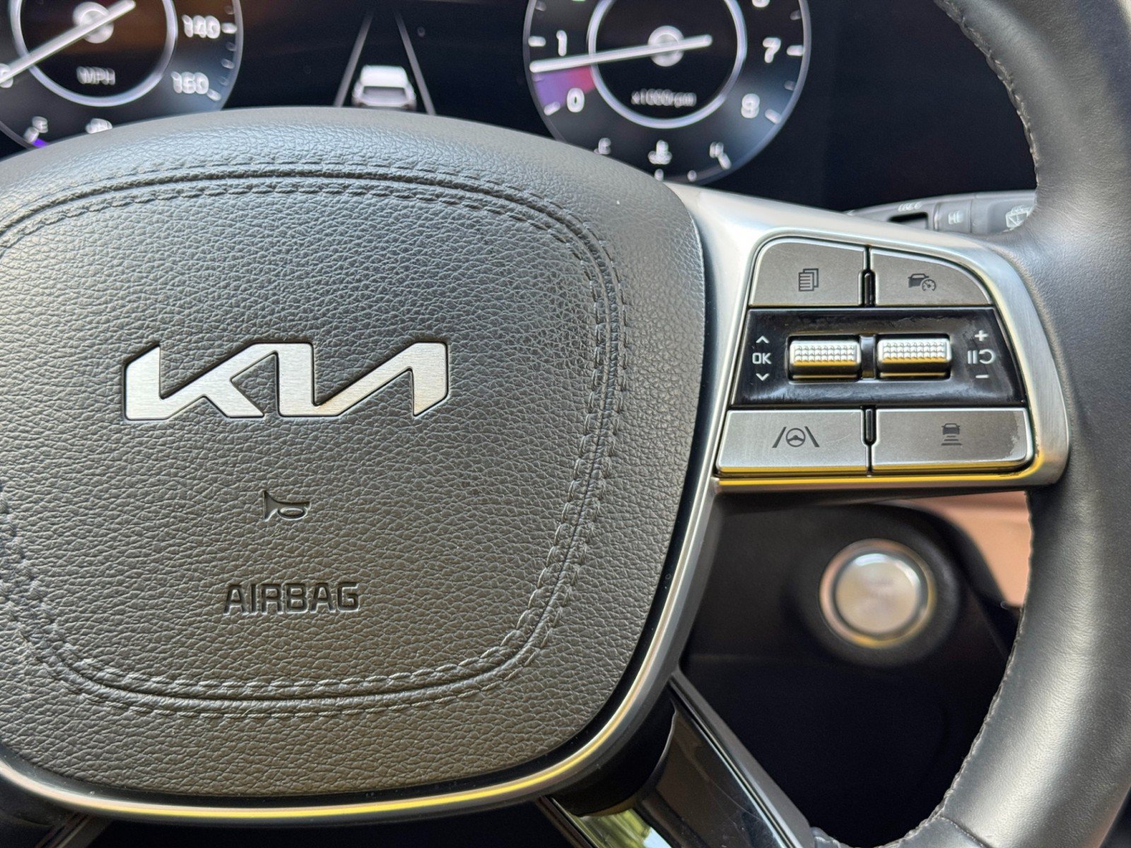 Used 2023 Kia Telluride SX AWD/4WD image 22