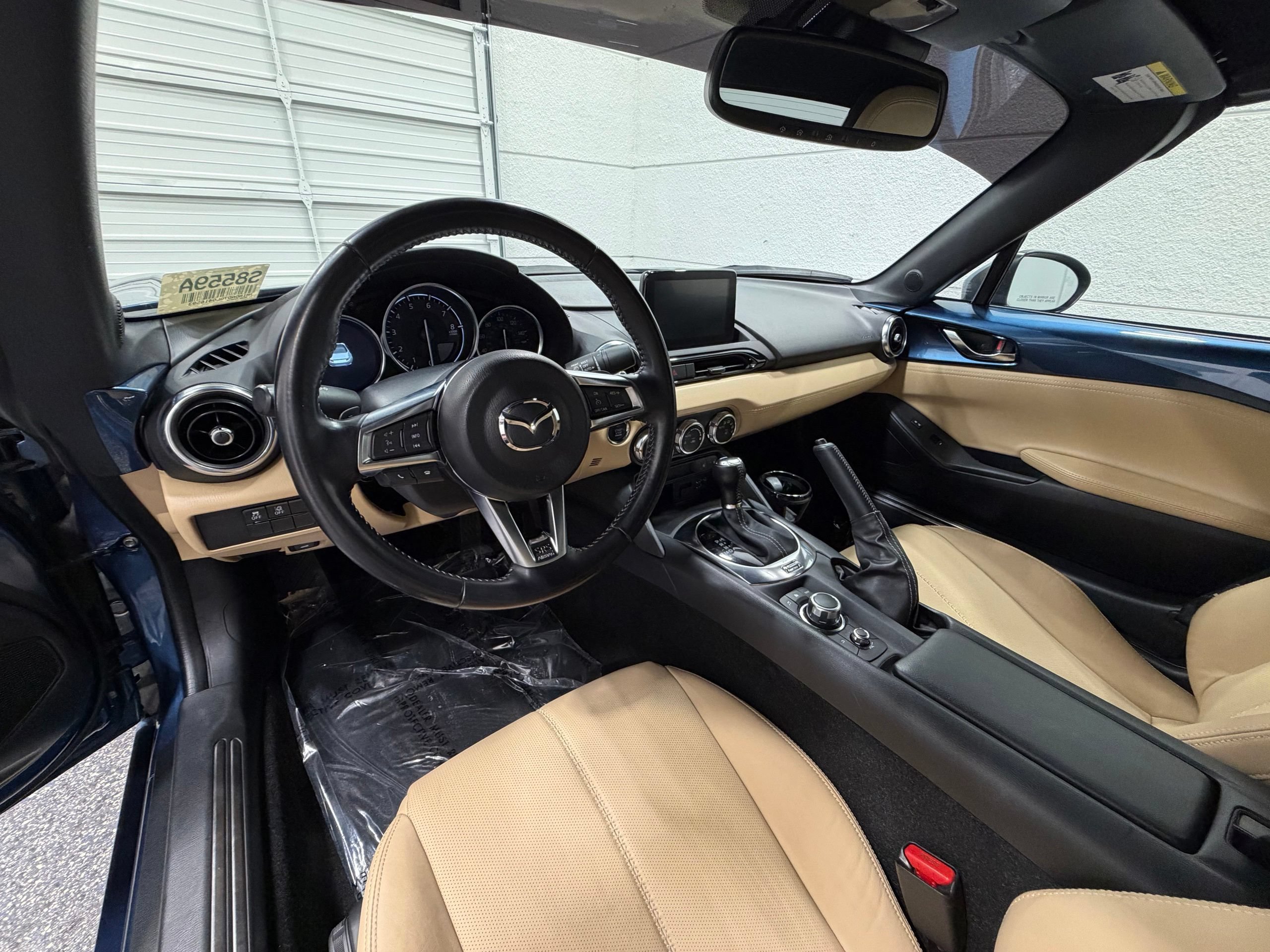 Used 2020 MAZDA MX-5 Miata Grand Touring w/ Appearance Package RWD image 25