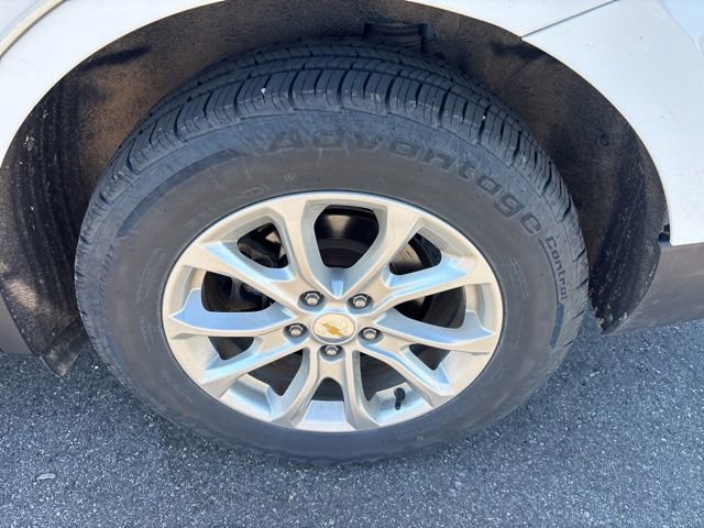 Used 2018 Chevrolet Equinox LS AWD/4WD image 11