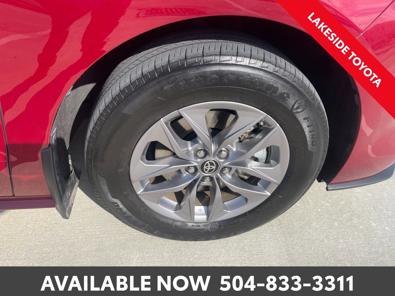 Used 2025 Toyota Sienna XLE image 14