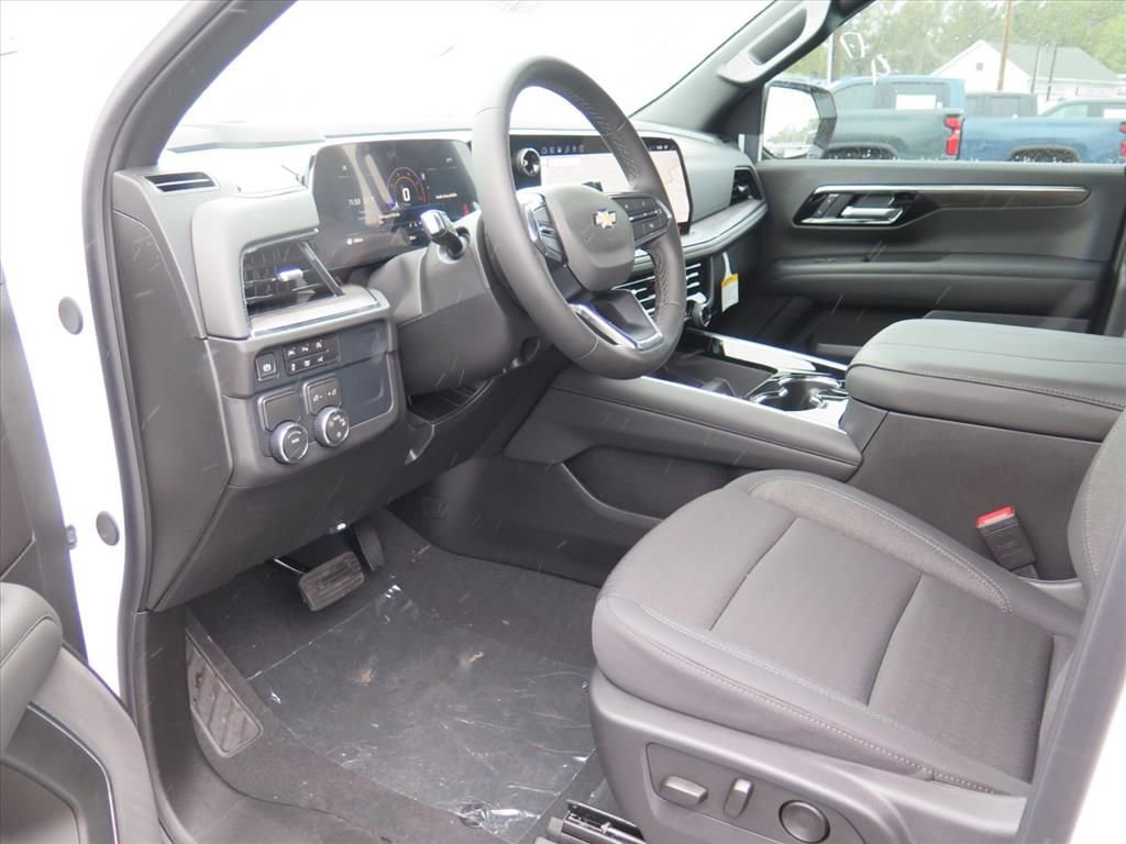 New 2026 Chevrolet Suburban LS image 11