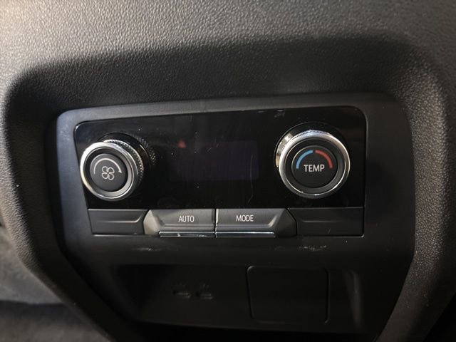 Used 2025 Buick Enclave Preferred image 17