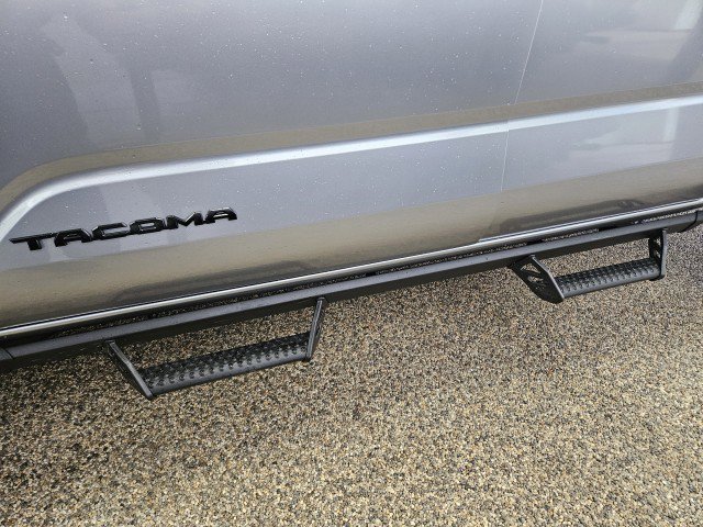 Used 2025 Toyota Tacoma TRD Sport w/ TRD Sport Premium Package AWD/4WD image 32