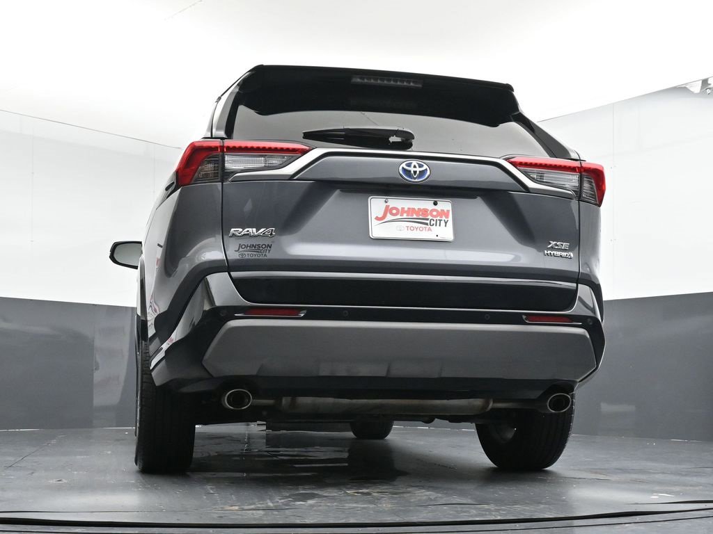 Used 2021 Toyota RAV4 XSE image 40