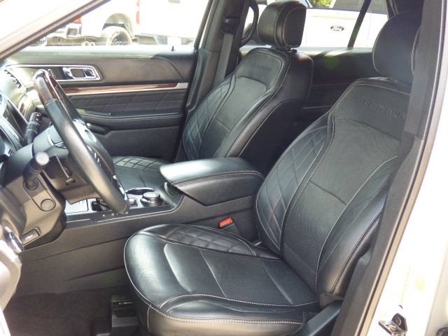 Used 2017 Ford Explorer Platinum AWD/4WD image 26