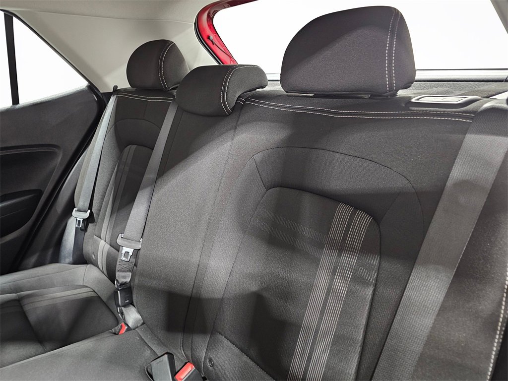 Used 2022 Hyundai Venue SEL image 19