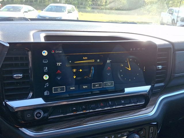 Used 2022 Chevrolet Silverado 1500 LT w/ Protection Package AWD/4WD image 16