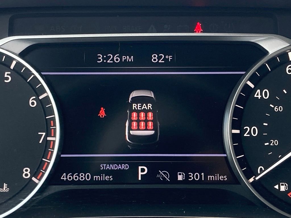 Used 2024 Nissan Pathfinder SV FWD image 15