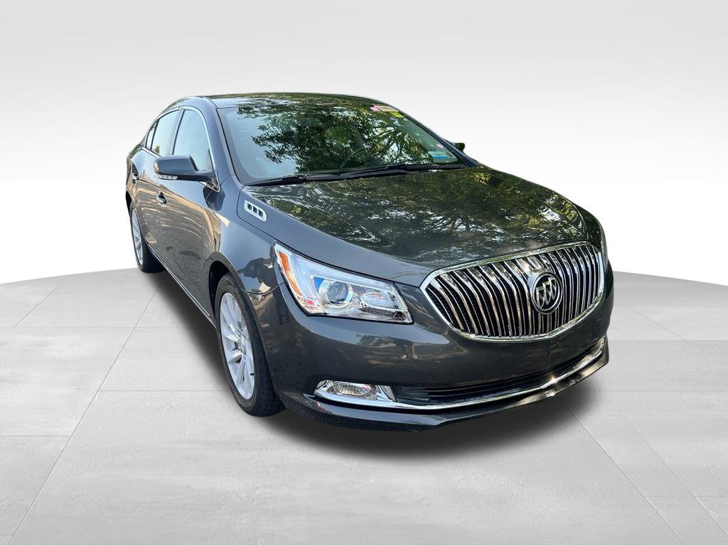 Used 2016 Buick LaCrosse Leather FWD image 4
