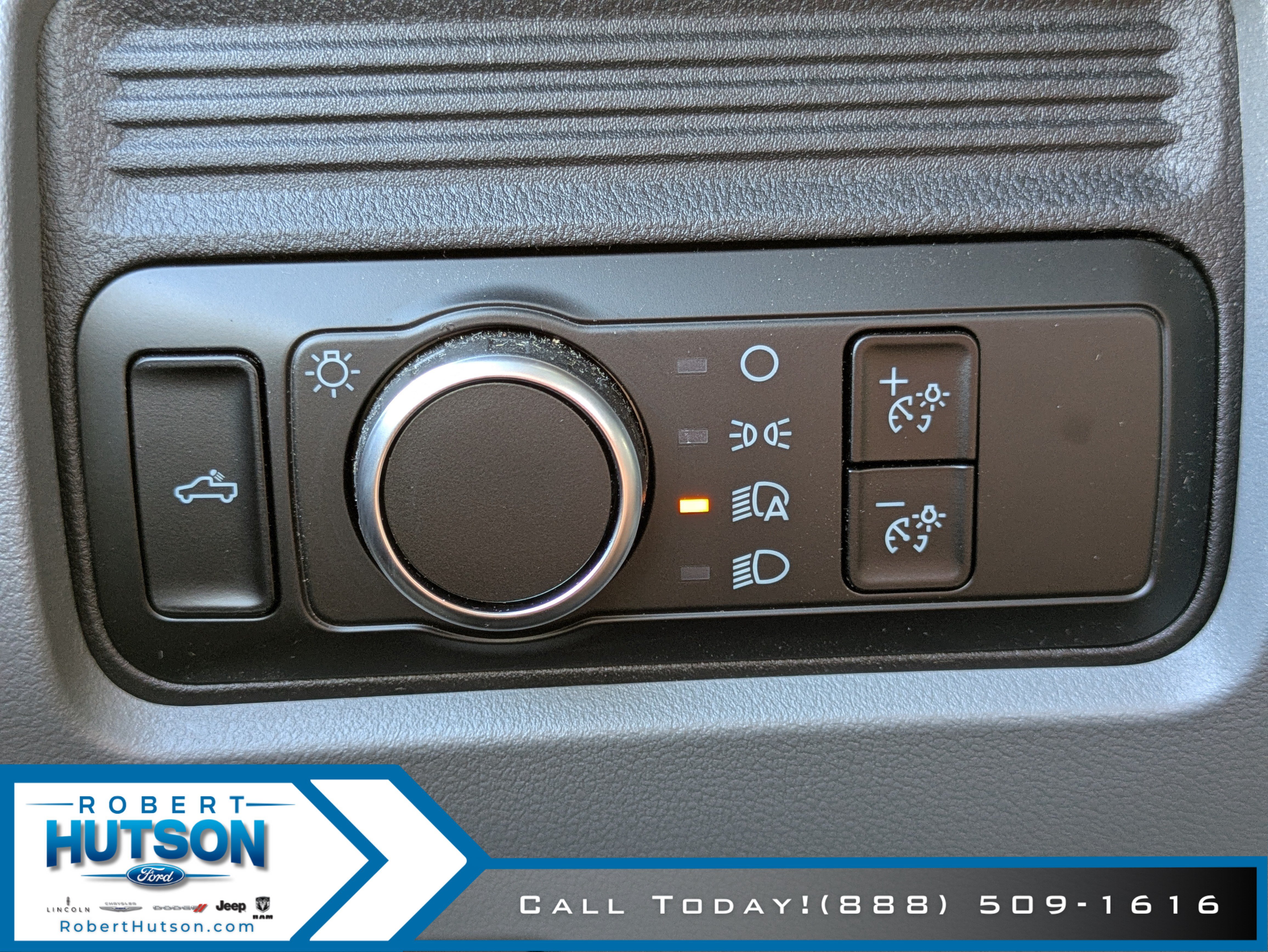 New 2025 Ford F350 XL w/ 360-Degree Camera Package RWD image 21