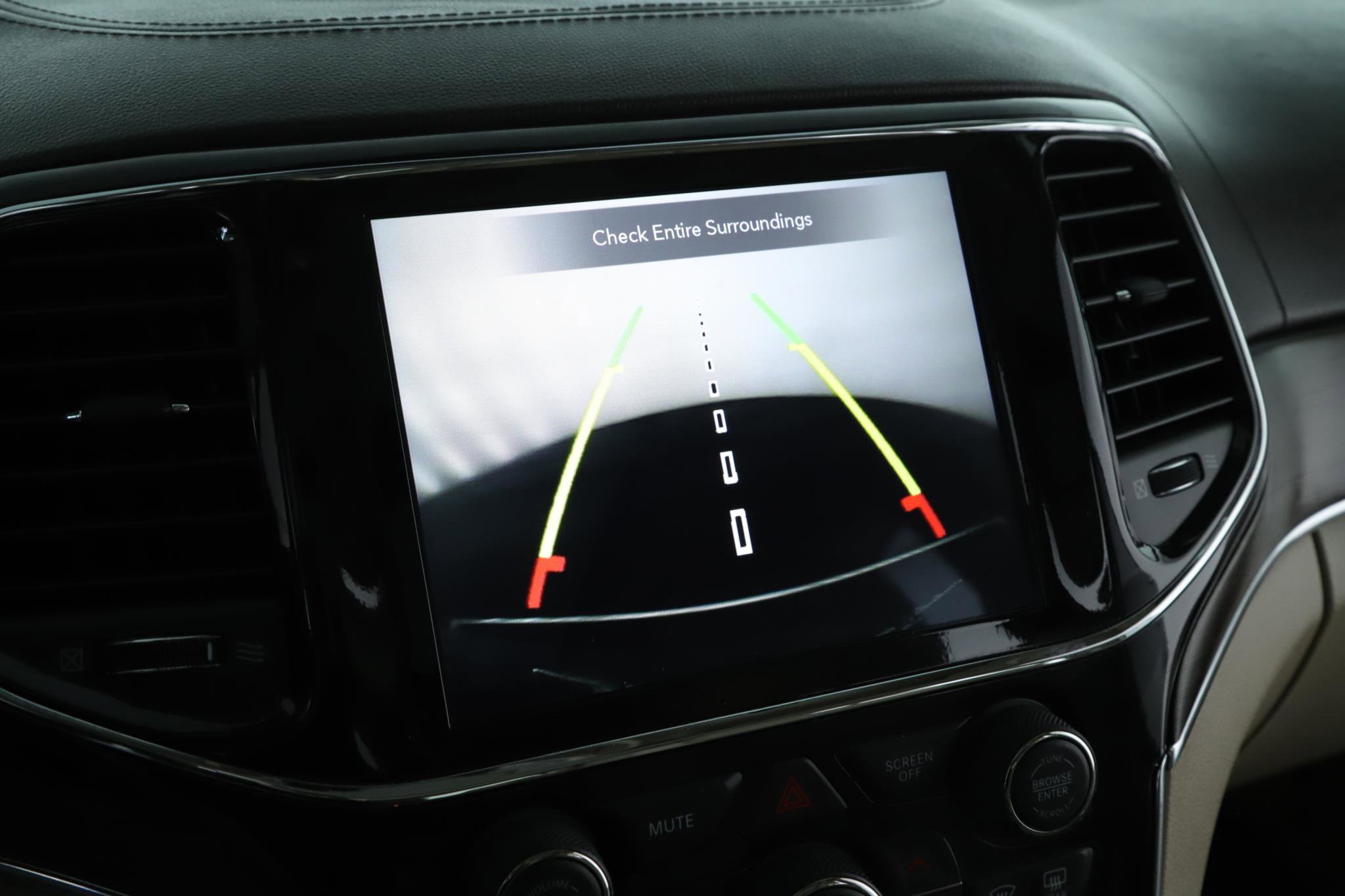 Used 2021 Jeep Grand Cherokee Overland image 14