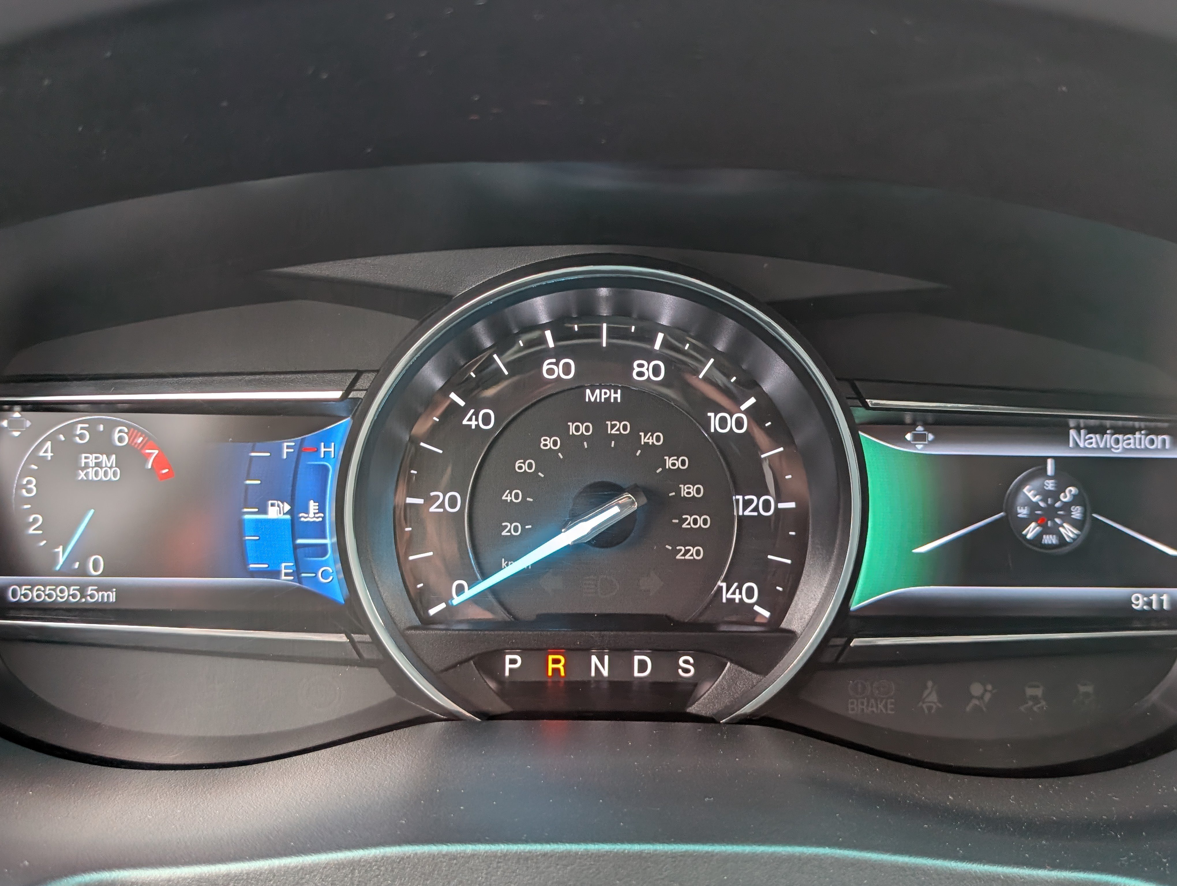 Used 2016 Ford Explorer XLT w/ Equipment Group 202A AWD/4WD image 32