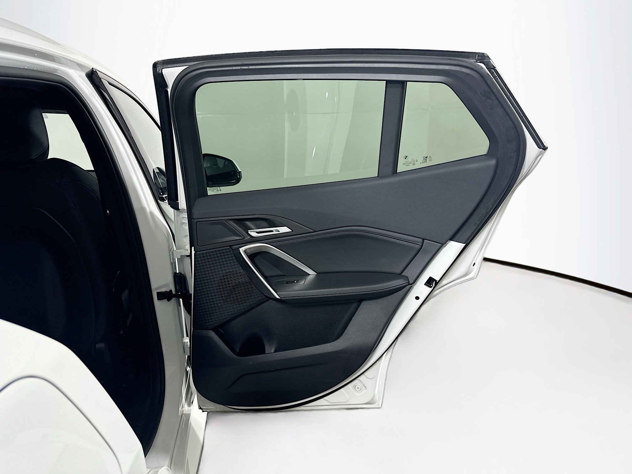 Used 2025 BMW X2 xDrive28i image 30