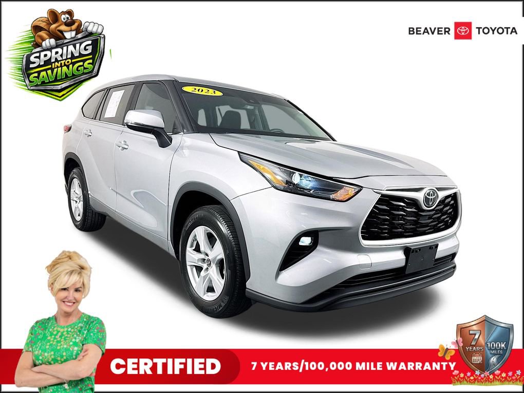 Used 2023 Toyota Highlander LE image 1