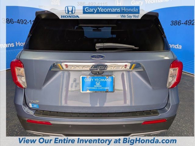 Used 2021 Ford Explorer XLT w/ Equipment Group 202A image 7