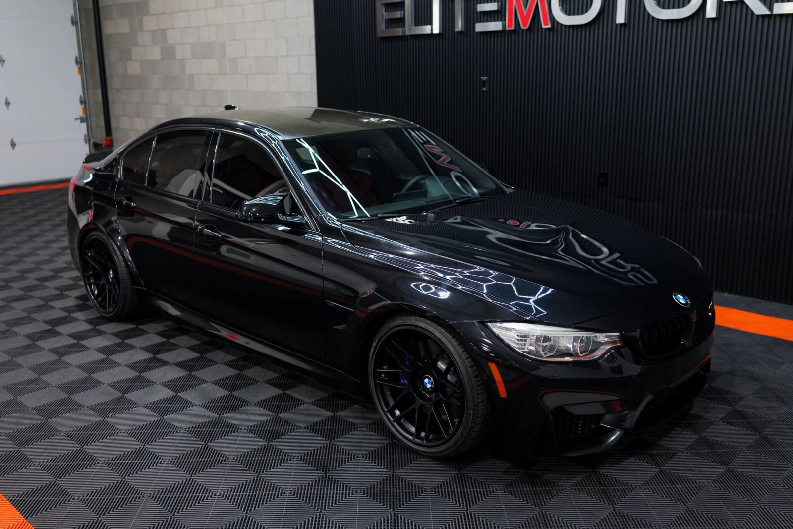 Used 2017 BMW M3 RWD image 7