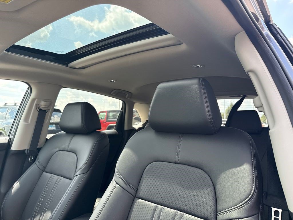 Certified 2027 Honda HR-V EX-L image 20
