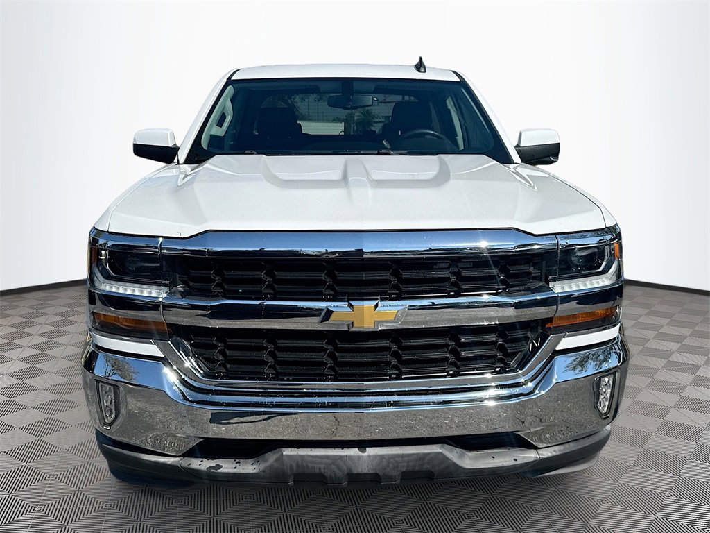 Used 2018 Chevrolet Silverado 1500 LT w/ All Star Edition image 2