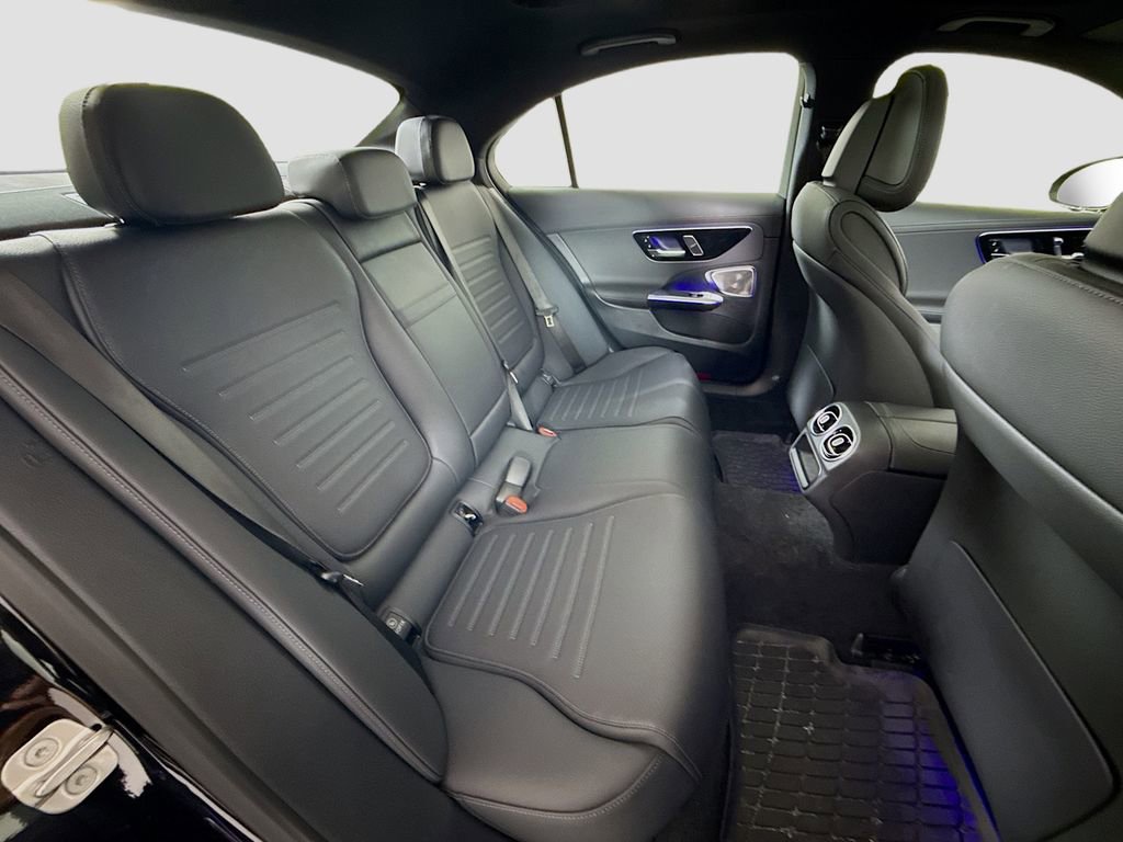 Used 2026 Mercedes-Benz C 300 4MATIC Sedan image 28