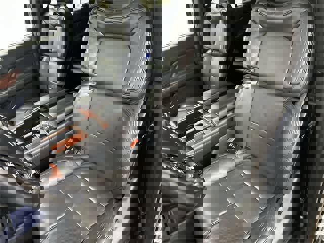 Used 2024 Lincoln Navigator Reserve image 10