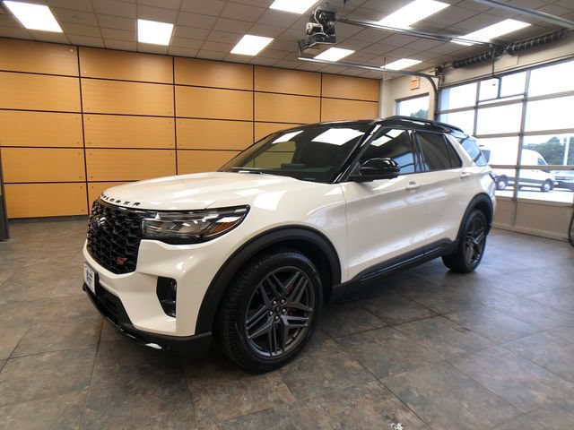 Used 2025 Ford Explorer ST w/ Sun And Sound Package AWD/4WD image 3