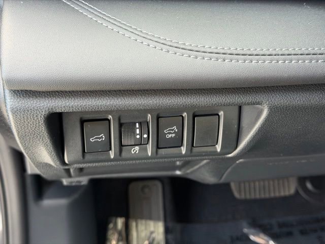 Used 2025 Subaru Outback Limited w/ Popular Package #2 AWD/4WD image 23