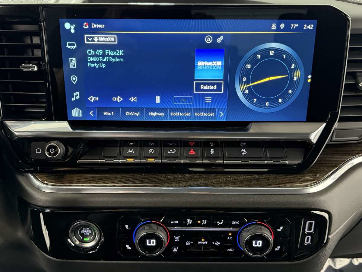 Used 2024 Chevrolet Silverado 1500 RST w/ Z71 Off-Road Package image 22