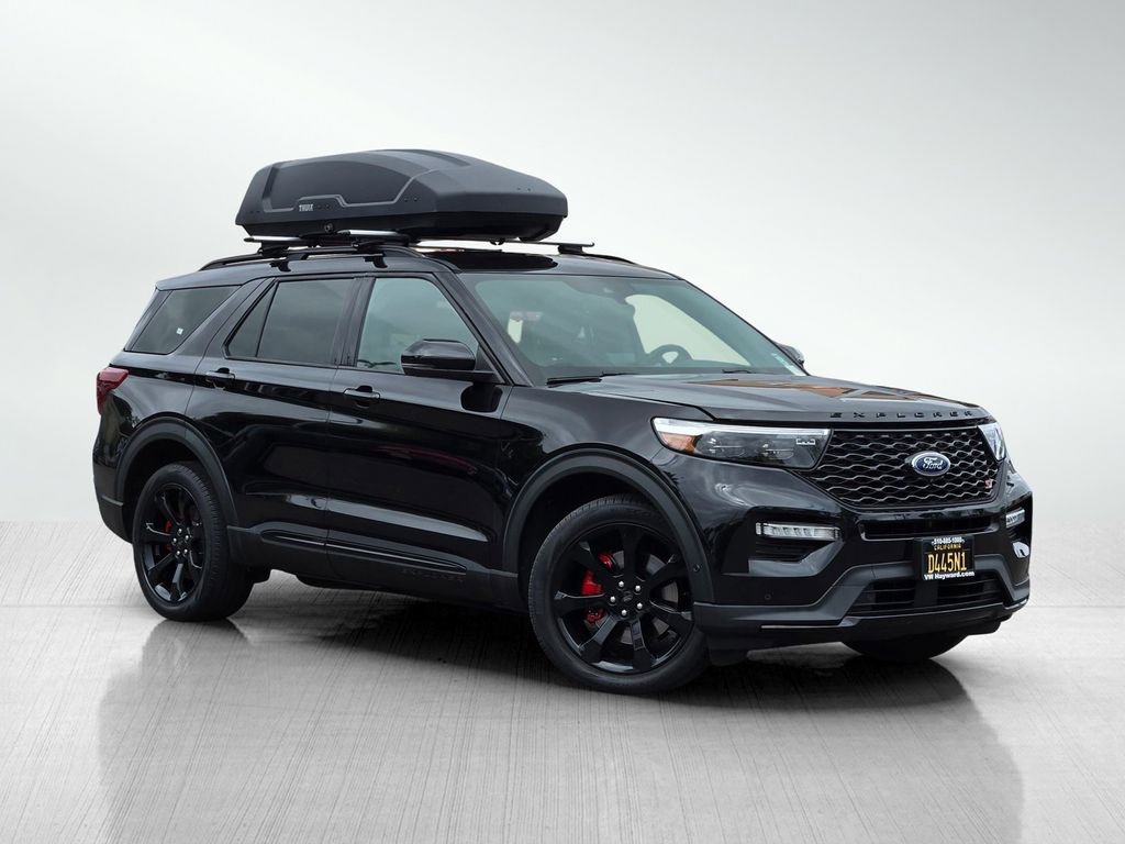 Used 2022 Ford Explorer ST w/ Equipment Group 401A image 2