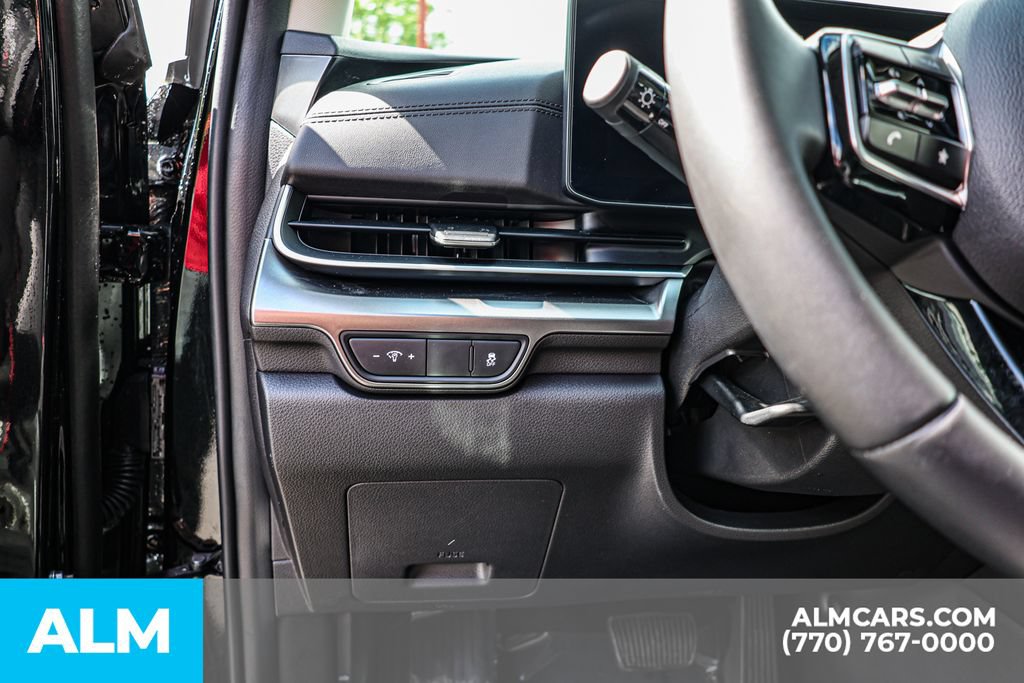 Used 2025 Kia Carnival SX w/ SX Dark Edition Package FWD image 28