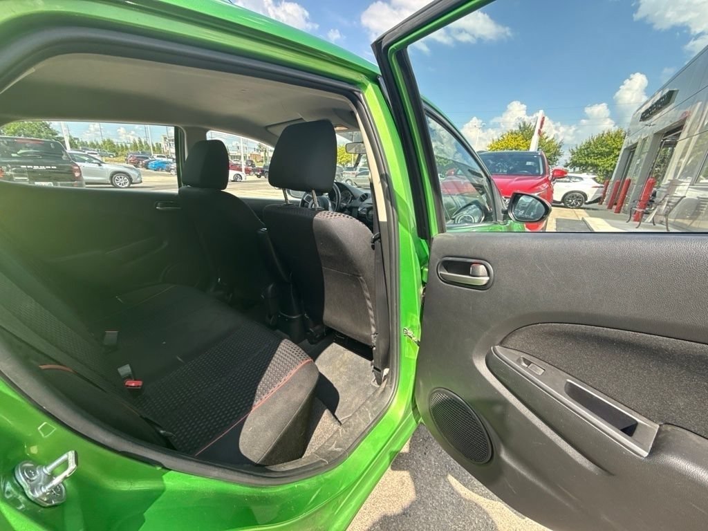 Used 2013 MAZDA MAZDA2 Touring FWD image 17