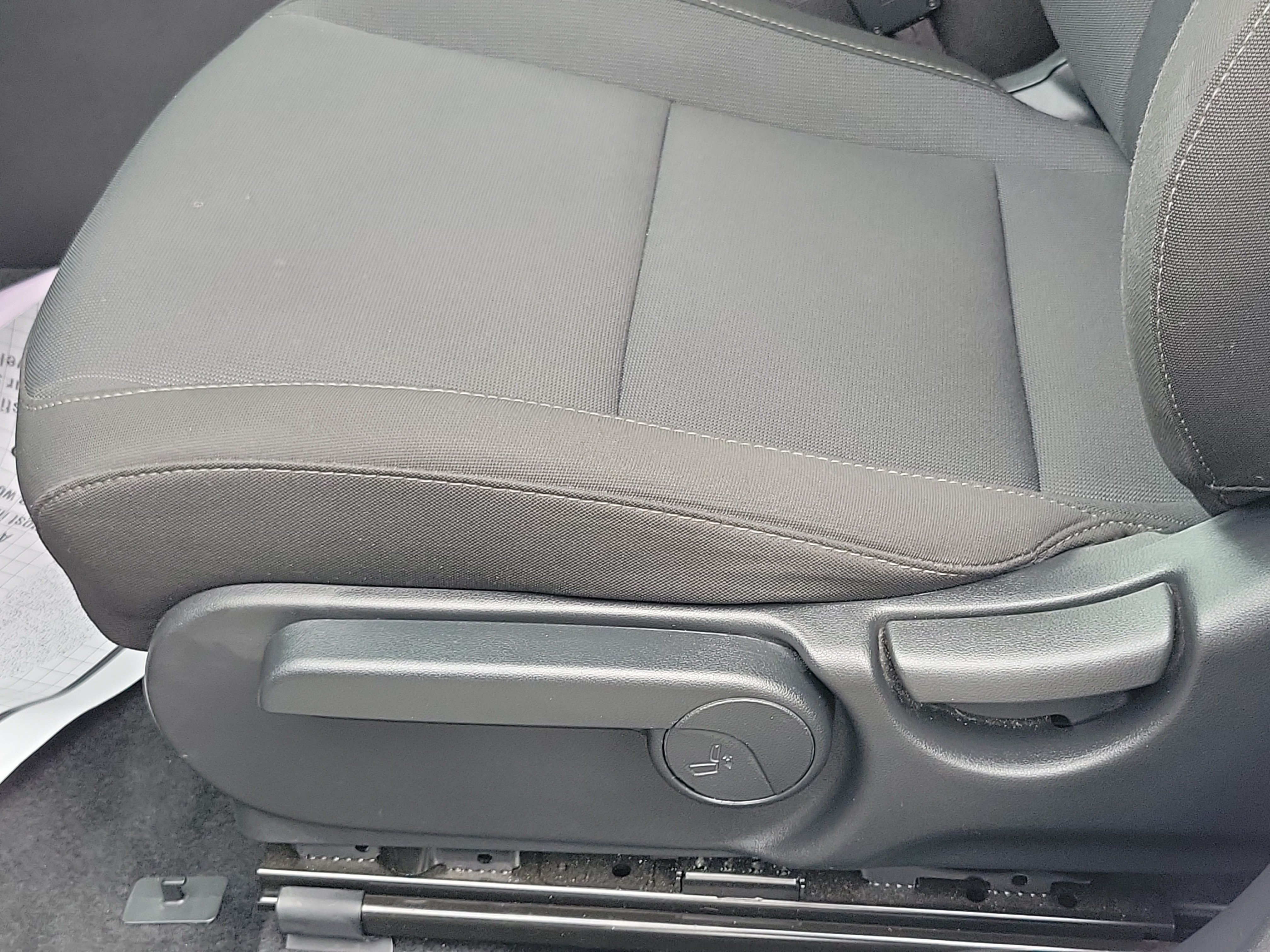 Certified 2026 Hyundai Kona SE FWD image 16